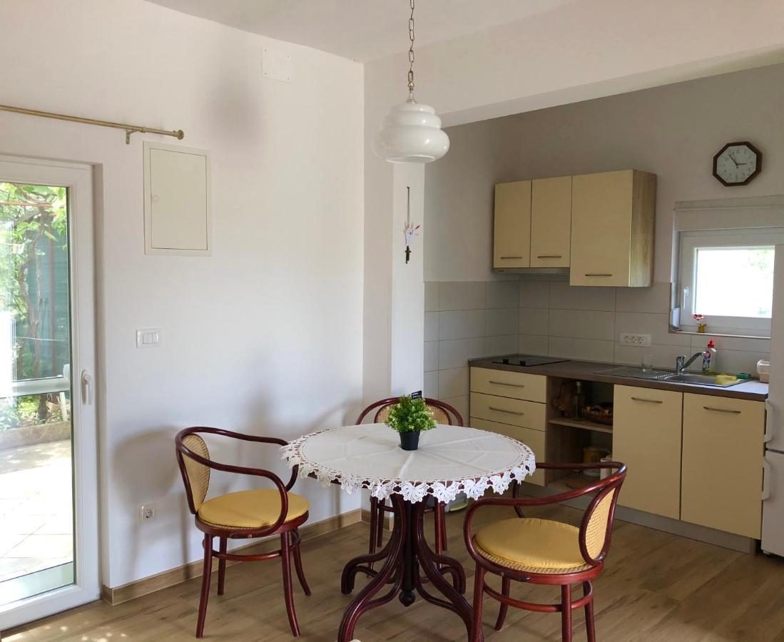 מאלינסקה Apartmani Stellar מראה חיצוני תמונה